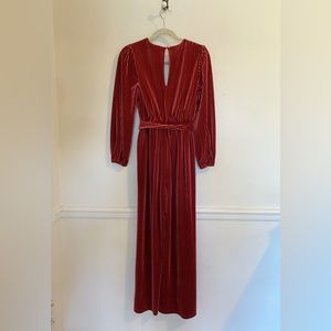 Jumpsuit from Anthropologie in excellent condition. Only worn once!